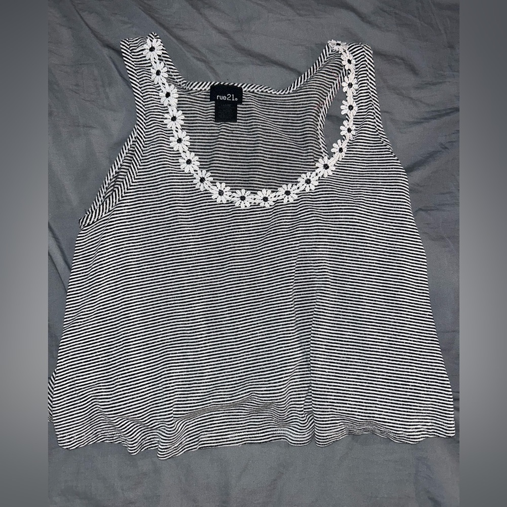 Rue 21 Sunflower Tank Top